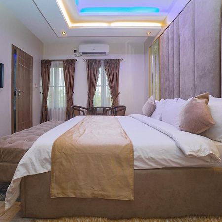 God'S Touch Apartments Signature Лаґос Екстер'єр фото