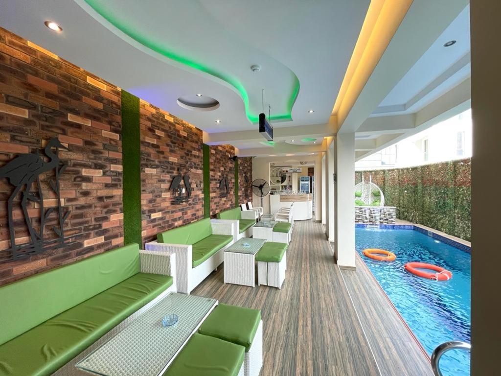 God'S Touch Apartments Signature Лаґос Екстер'єр фото