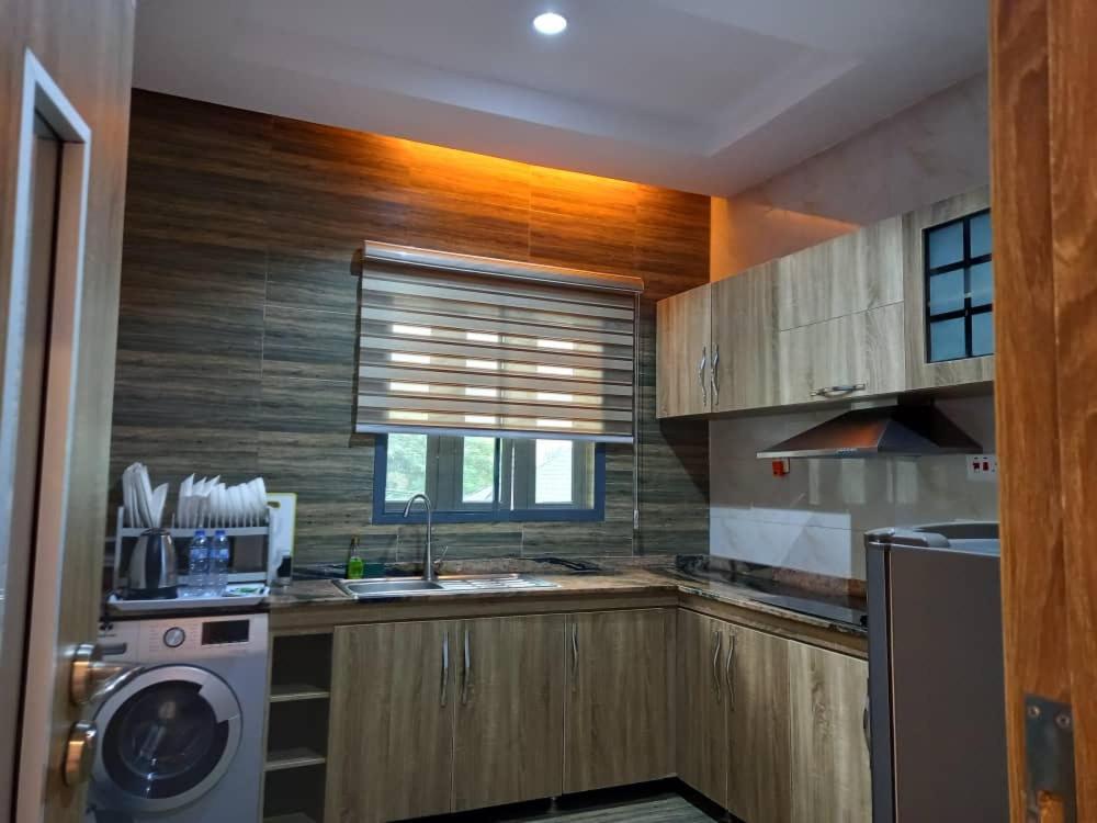 God'S Touch Apartments Signature Лаґос Екстер'єр фото